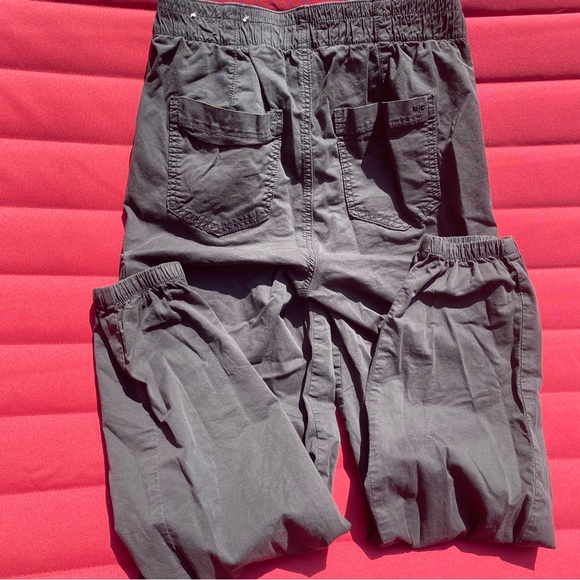 American eagle black cargos size:4 - Picture 2 of 5